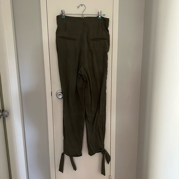 Reformation Avalon Pant - army green - Picture 9 of 15